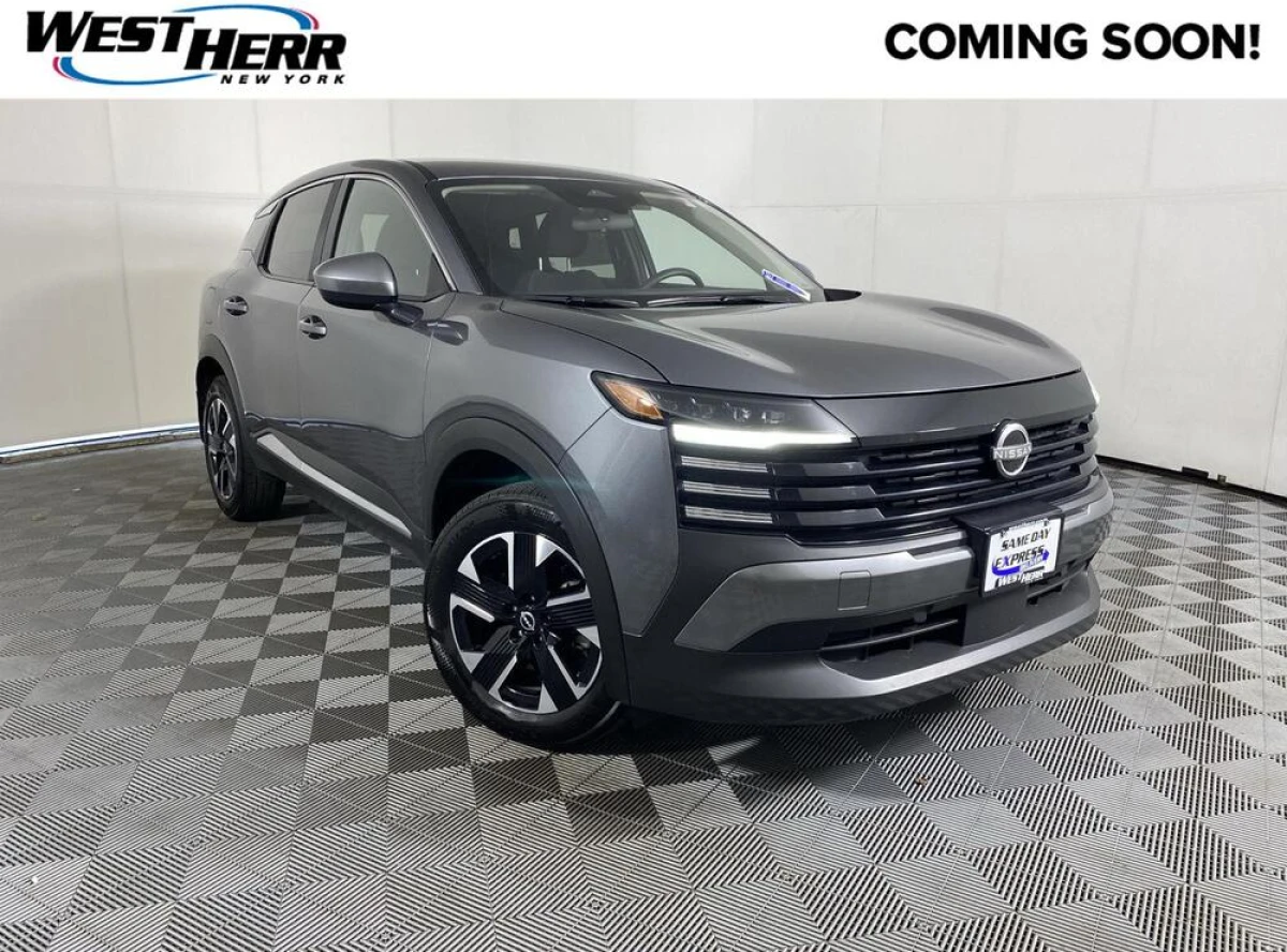 Pre-Owned 2025 Nissan Kicks SV