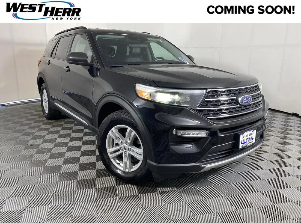Pre-Owned 2024 Ford Explorer XLT