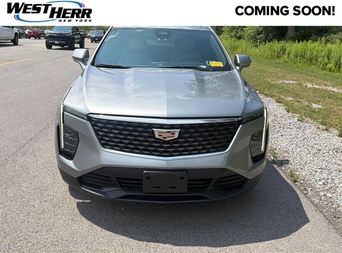 Pre-Owned 2024 Cadillac XT4 AWD Luxury