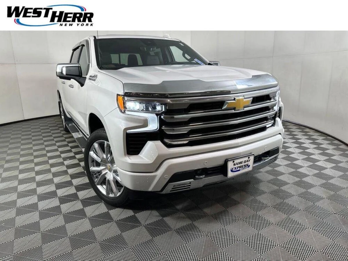 Pre-Owned 2024 Chevrolet Silverado 1500 High Country