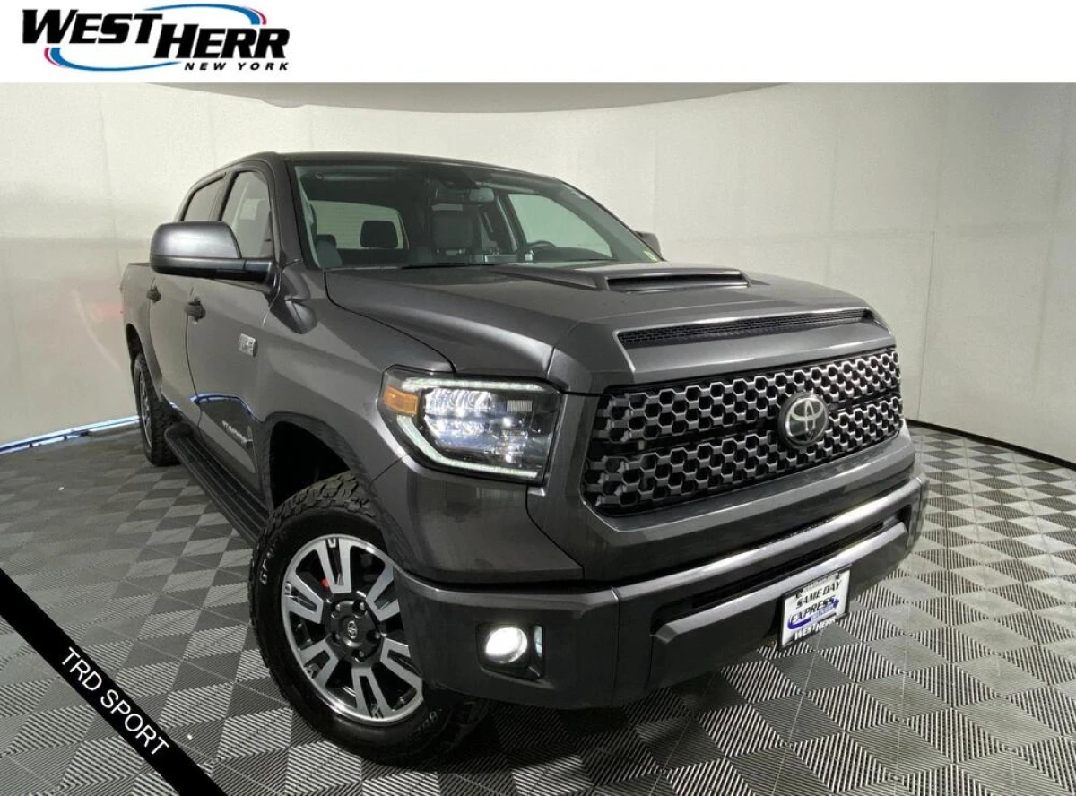 Pre-Owned 2021 Toyota Tundra SR5