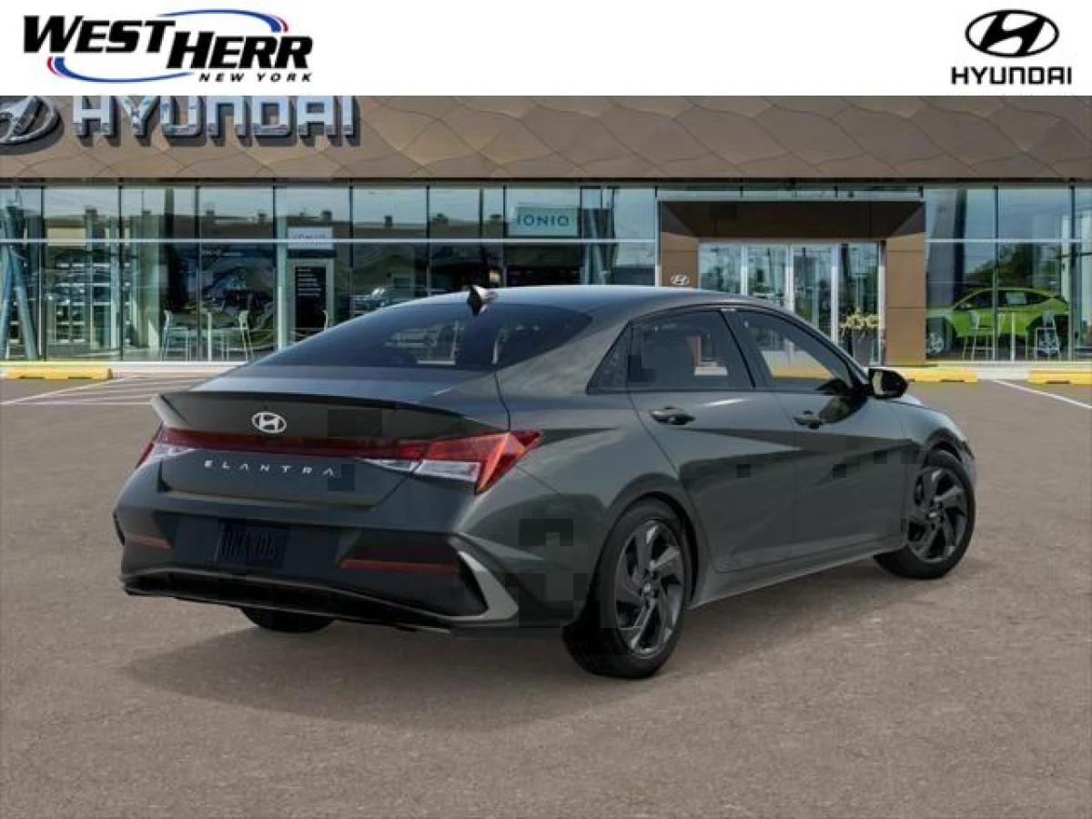 New 2026 Hyundai ELANTRA SEL Sport