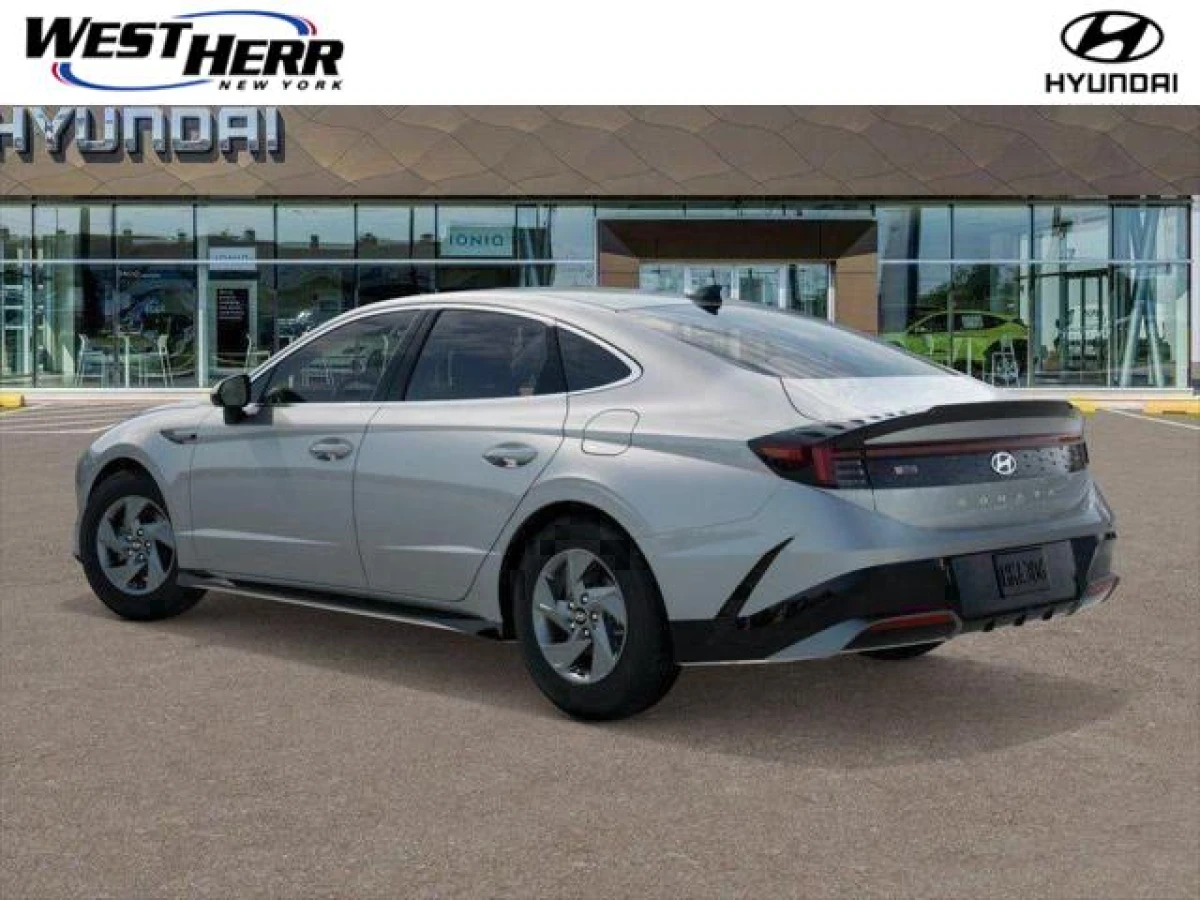 New 2026 Hyundai SONATA SE