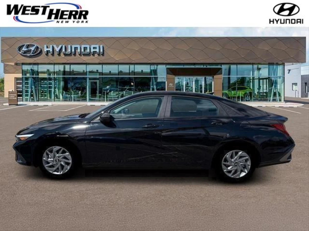 New 2026 Hyundai ELANTRA HYBRID Blue