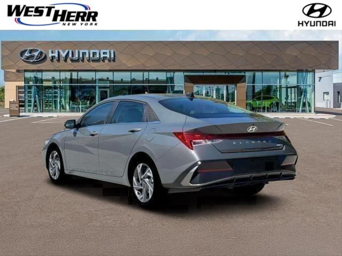New 2026 Hyundai ELANTRA Limited
