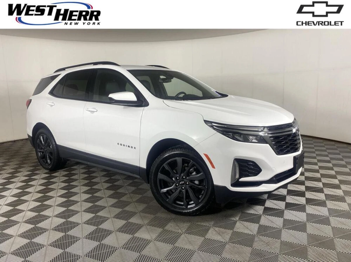 Pre-Owned 2023 Chevrolet Equinox RS