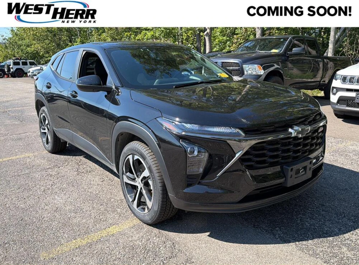 Pre-Owned 2024 Chevrolet Trax 1RS