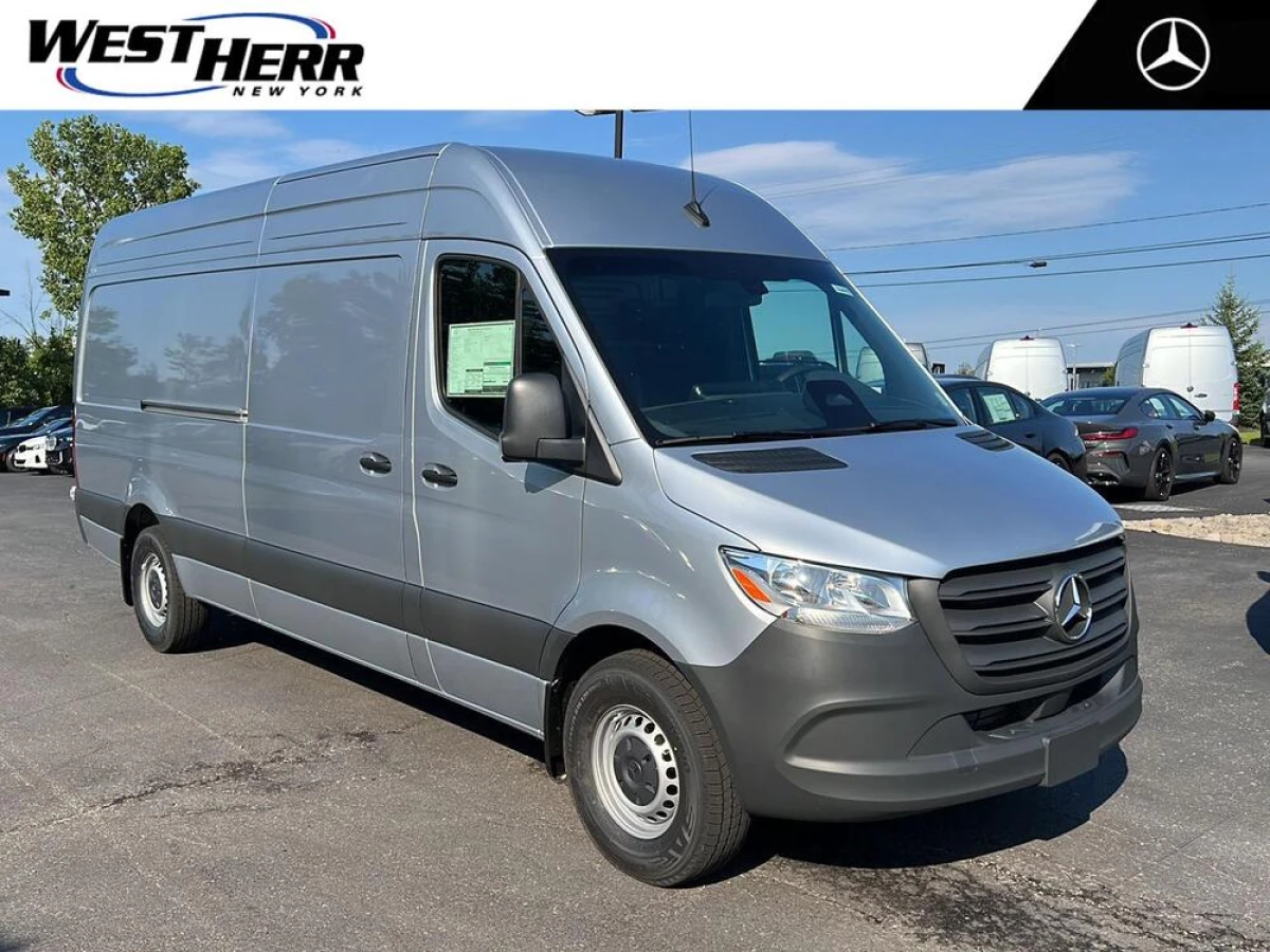New 2026 Mercedes-Benz Sprinter 2500 Cargo Van 170"" 4cyl SO