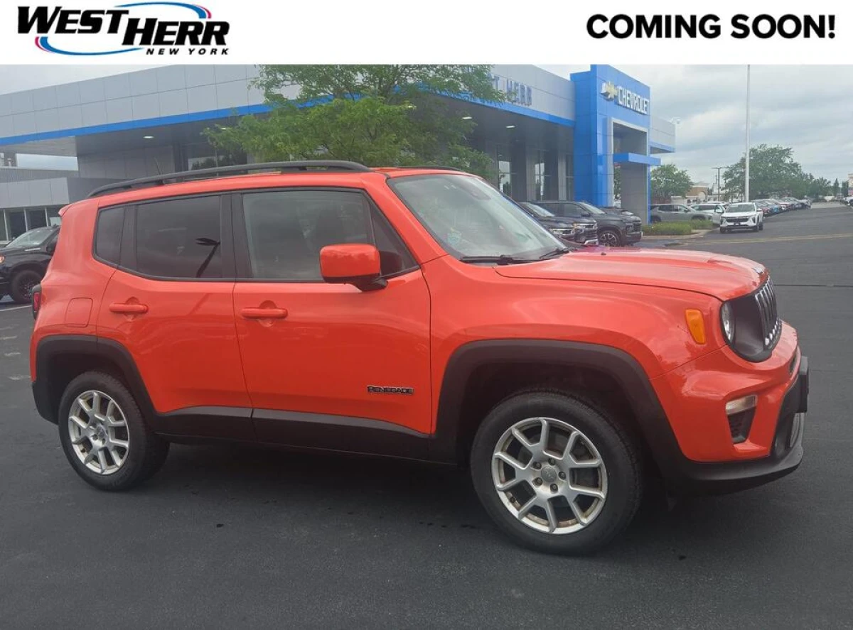 Pre-Owned 2021 Jeep Renegade Latitude