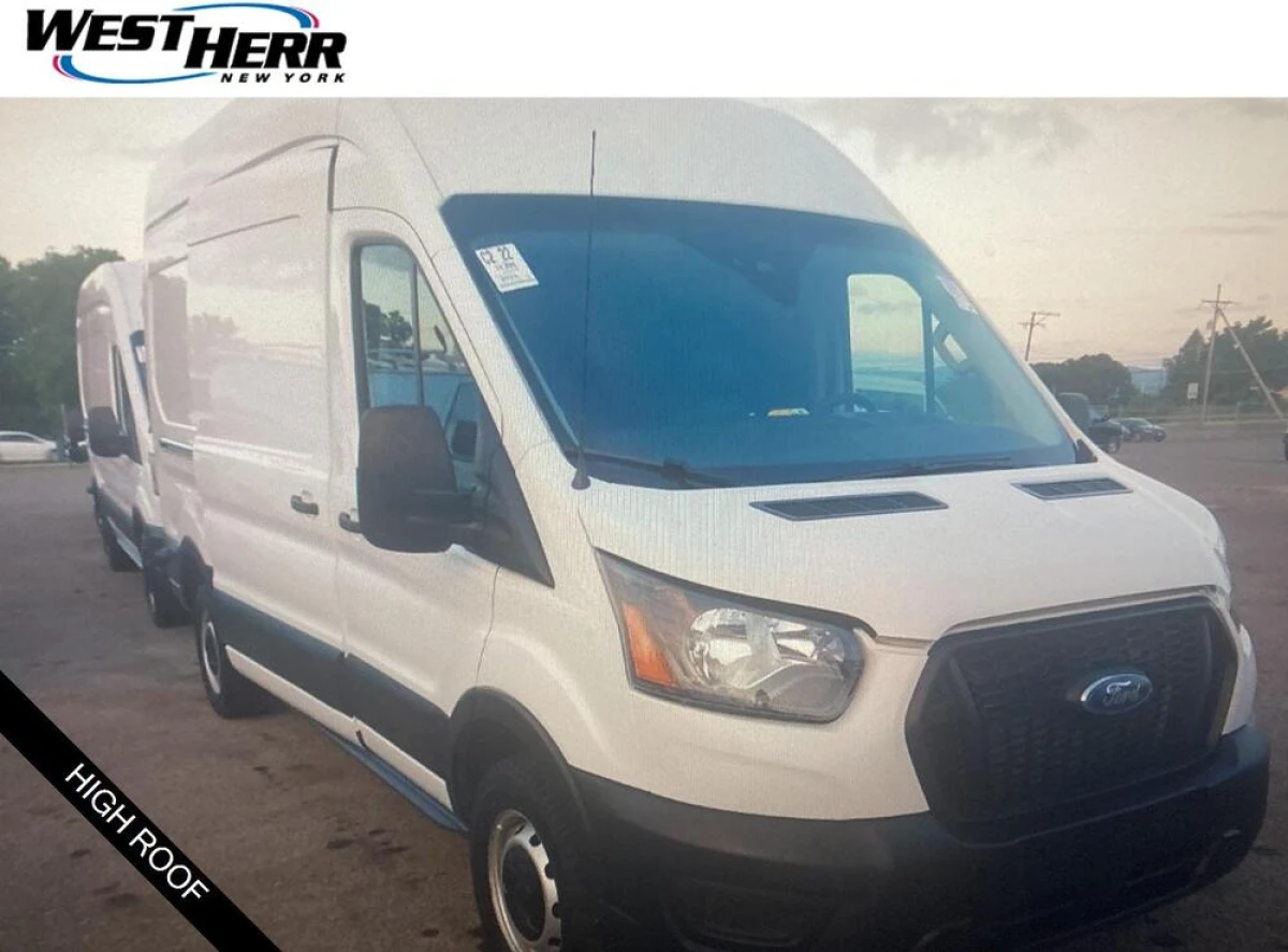 Pre-Owned 2025 Ford Transit 250