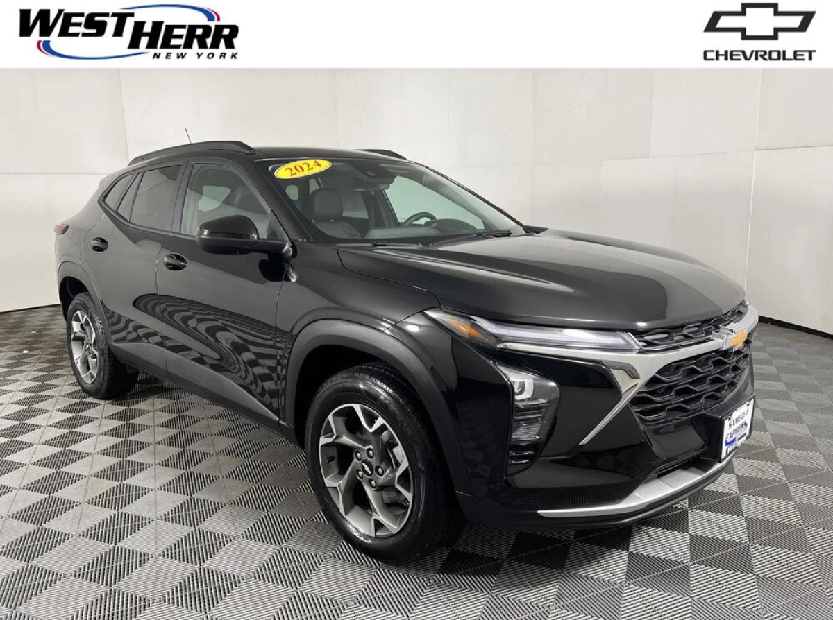 Pre-Owned 2024 Chevrolet Trax LT