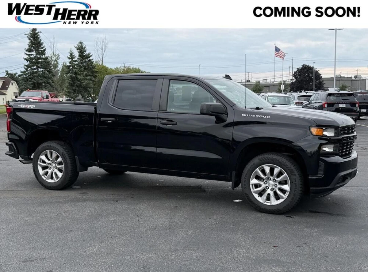 Pre-Owned 2022 Chevrolet Silverado 1500 LTD Custom