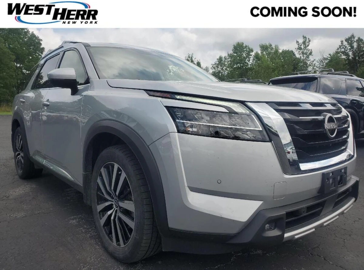 Pre-Owned 2023 Nissan Pathfinder Platinum
