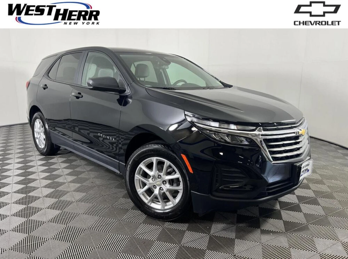 Pre-Owned 2024 Chevrolet Equinox LS