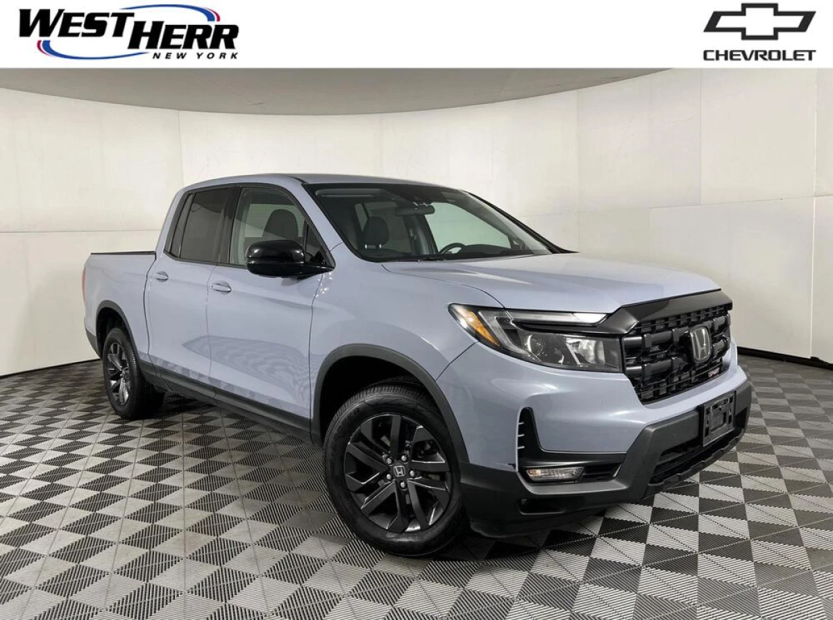 Pre-Owned 2024 Honda Ridgeline Sport