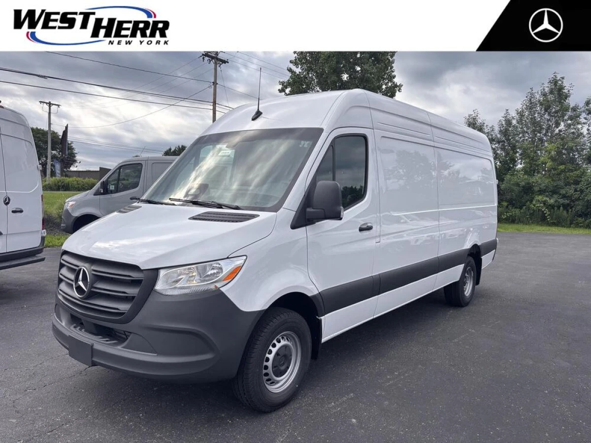 New 2026 Mercedes-Benz Sprinter 3500 Cargo Van 170” 4cyl HO
