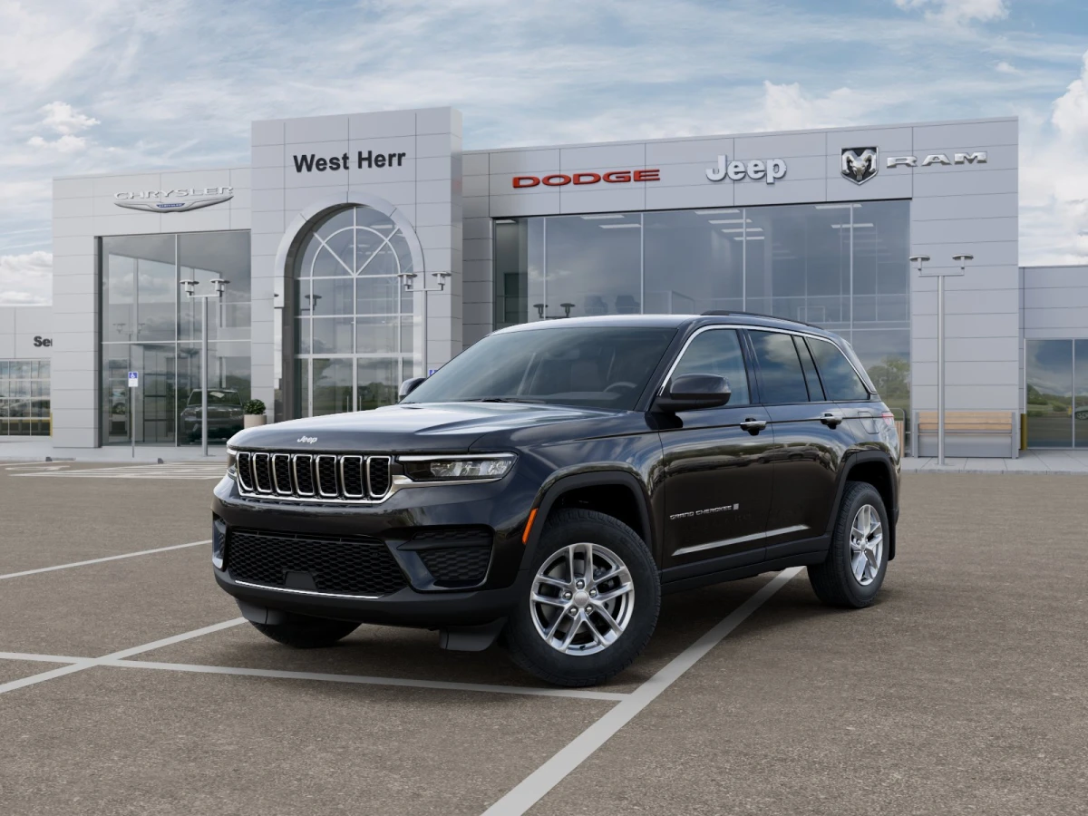 New 2025 Jeep Grand Cherokee Laredo X