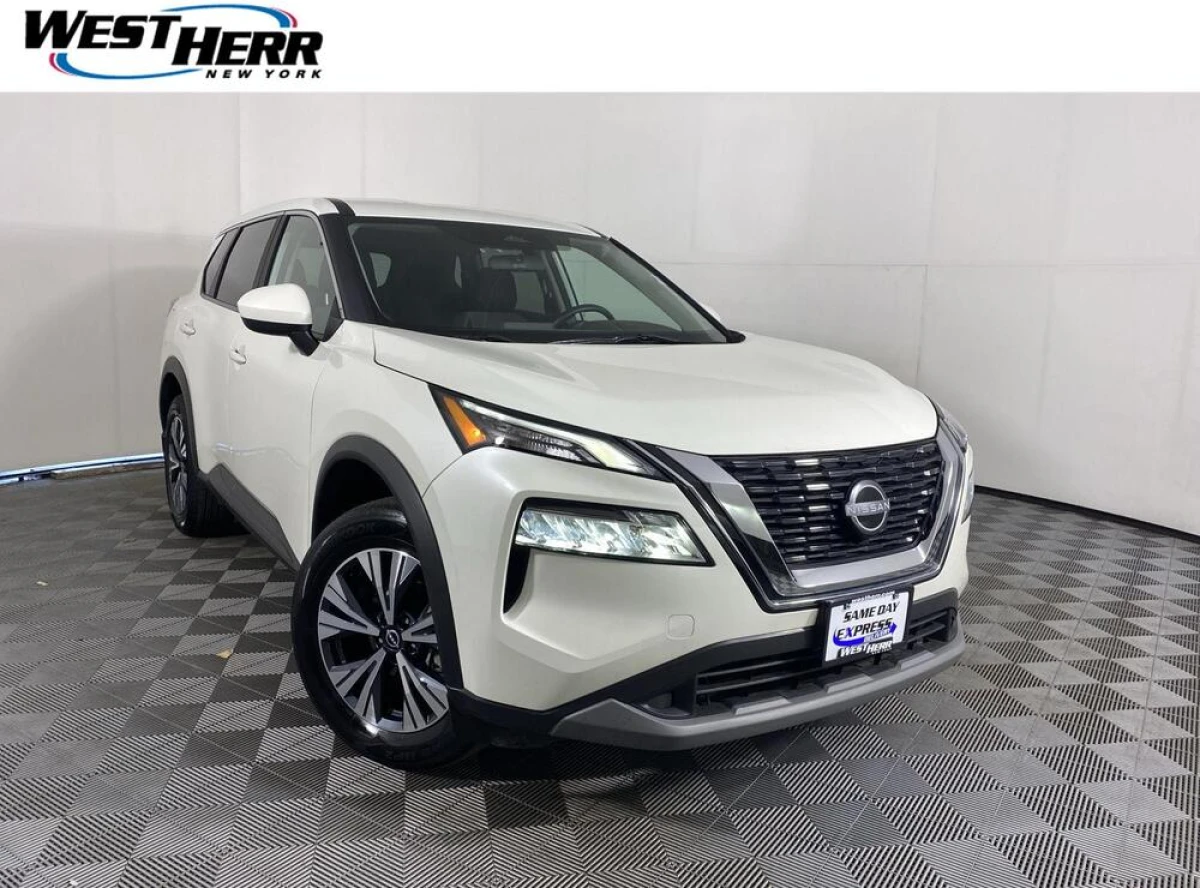 Pre-Owned 2023 Nissan Rogue SV