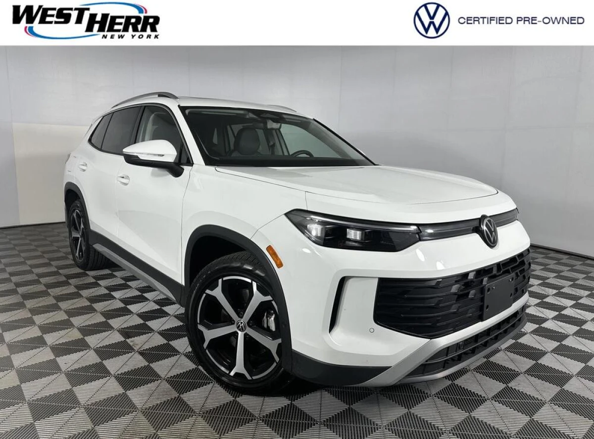 Certified Pre-Owned 2026 Volkswagen Tiguan SE