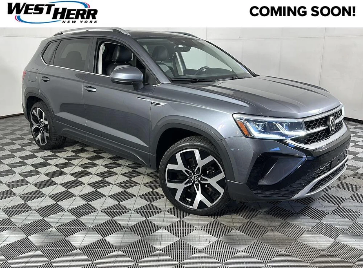 Pre-Owned 2022 Volkswagen Taos SEL