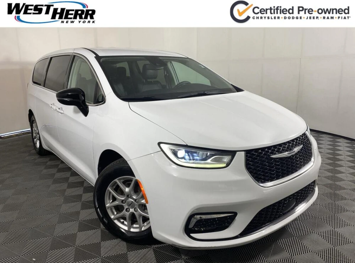 Certified Pre-Owned 2024 Chrysler Pacifica Touring L