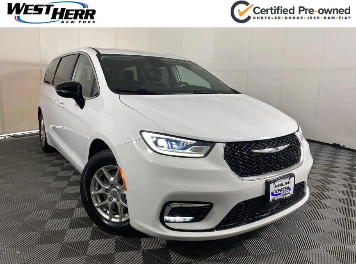 Certified Pre-Owned 2024 Chrysler Pacifica Touring L