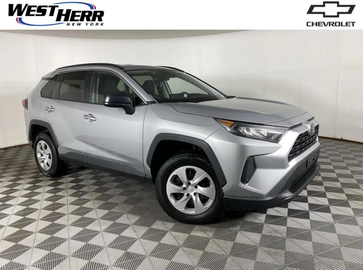 Pre-Owned 2019 Toyota RAV4 LE