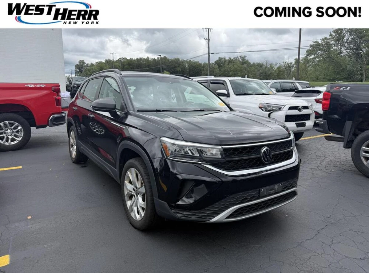Pre-Owned 2023 Volkswagen Taos S