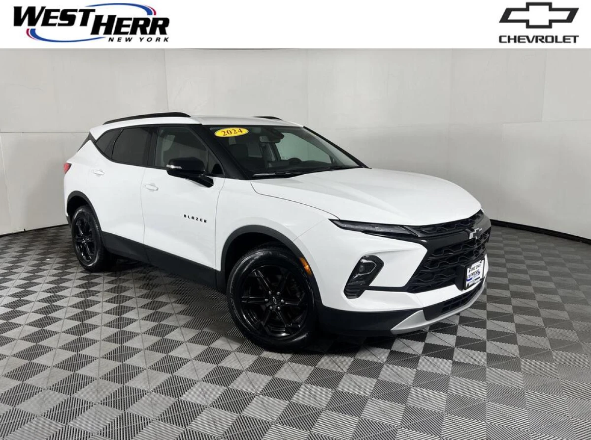Pre-Owned 2024 Chevrolet Blazer LT