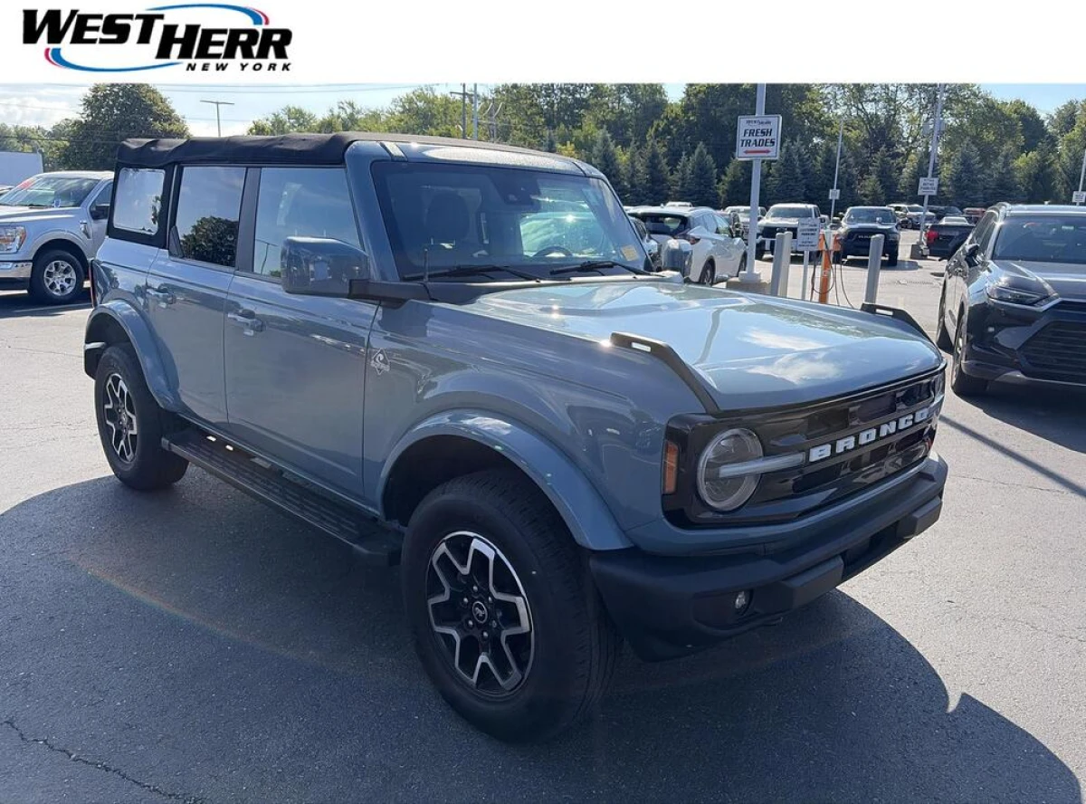Pre-Owned 2022 Ford Bronco Outer Banks