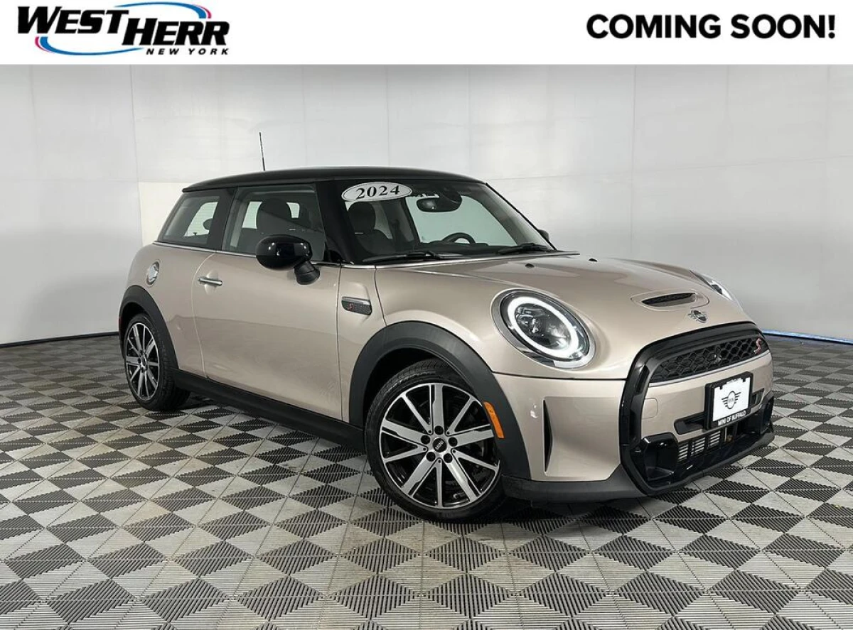 Pre-Owned 2024 MINI Hardtop 2 Door Cooper S