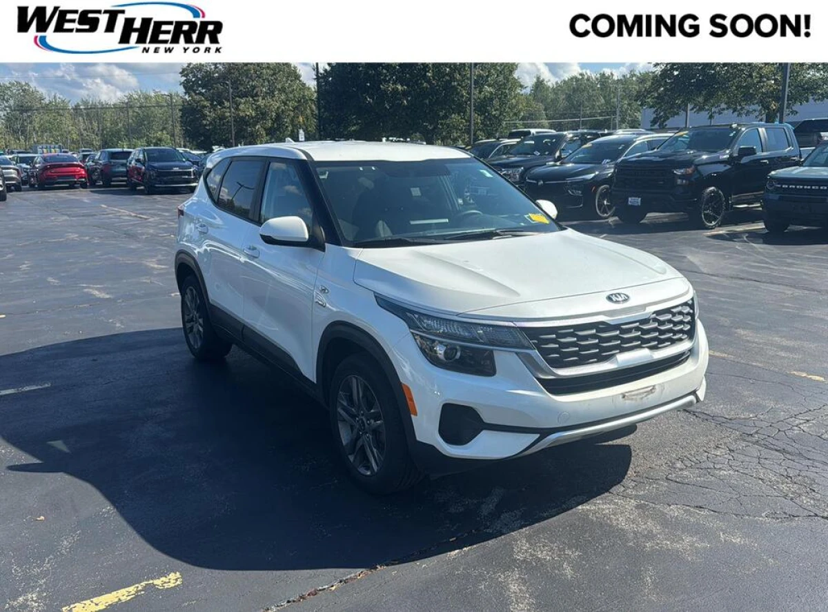Pre-Owned 2021 Kia Seltos LX