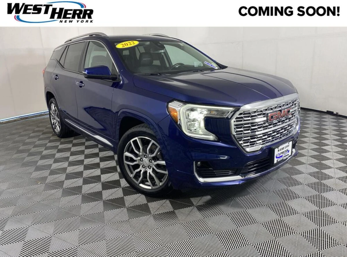 Pre-Owned 2022 GMC Terrain Denali