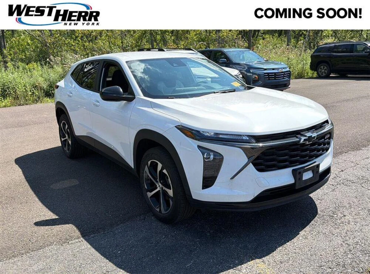 Pre-Owned 2024 Chevrolet Trax 1RS