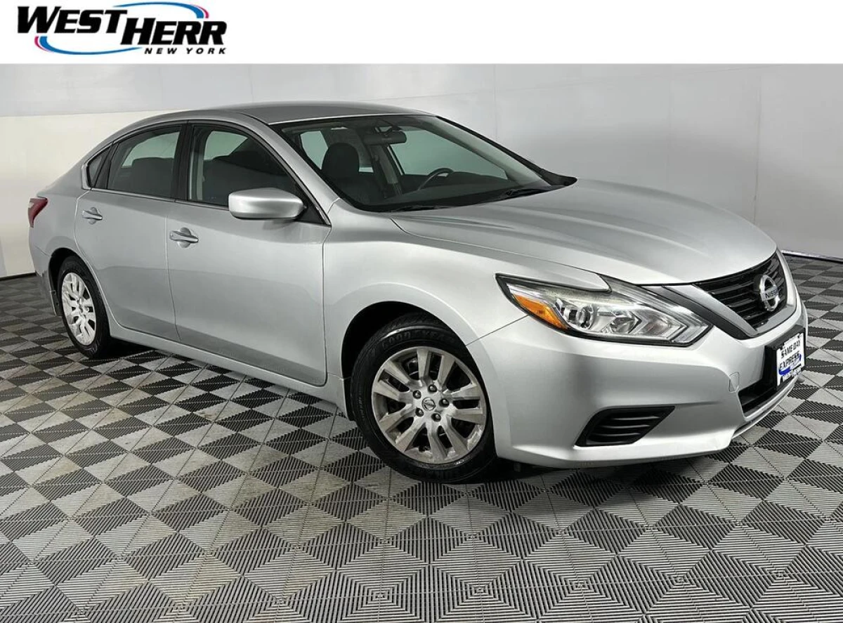 Pre-Owned 2018 Nissan Altima 2.5 S