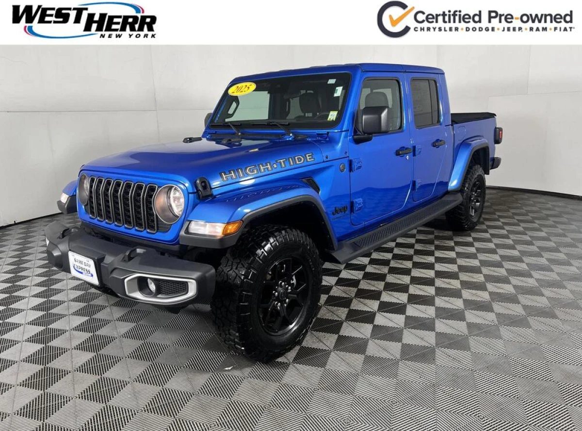 Certified Pre-Owned 2025 Jeep Gladiator High Tide