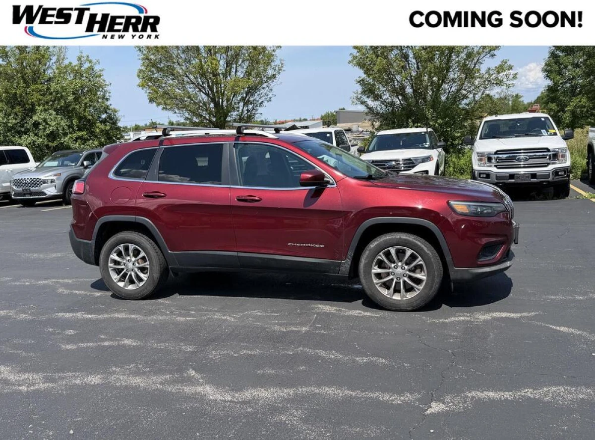 Pre-Owned 2019 Jeep Cherokee Latitude Plus