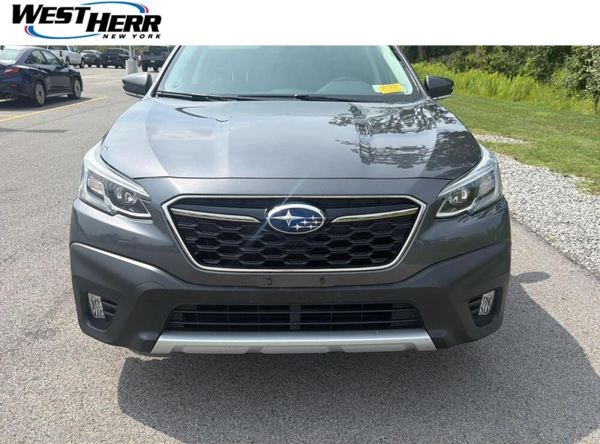 Pre-Owned 2021 Subaru Outback Limited