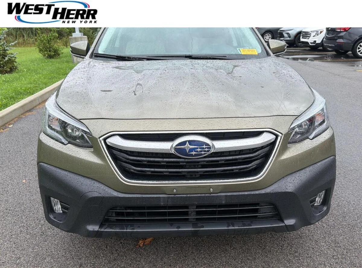 Pre-Owned 2022 Subaru Outback Premium