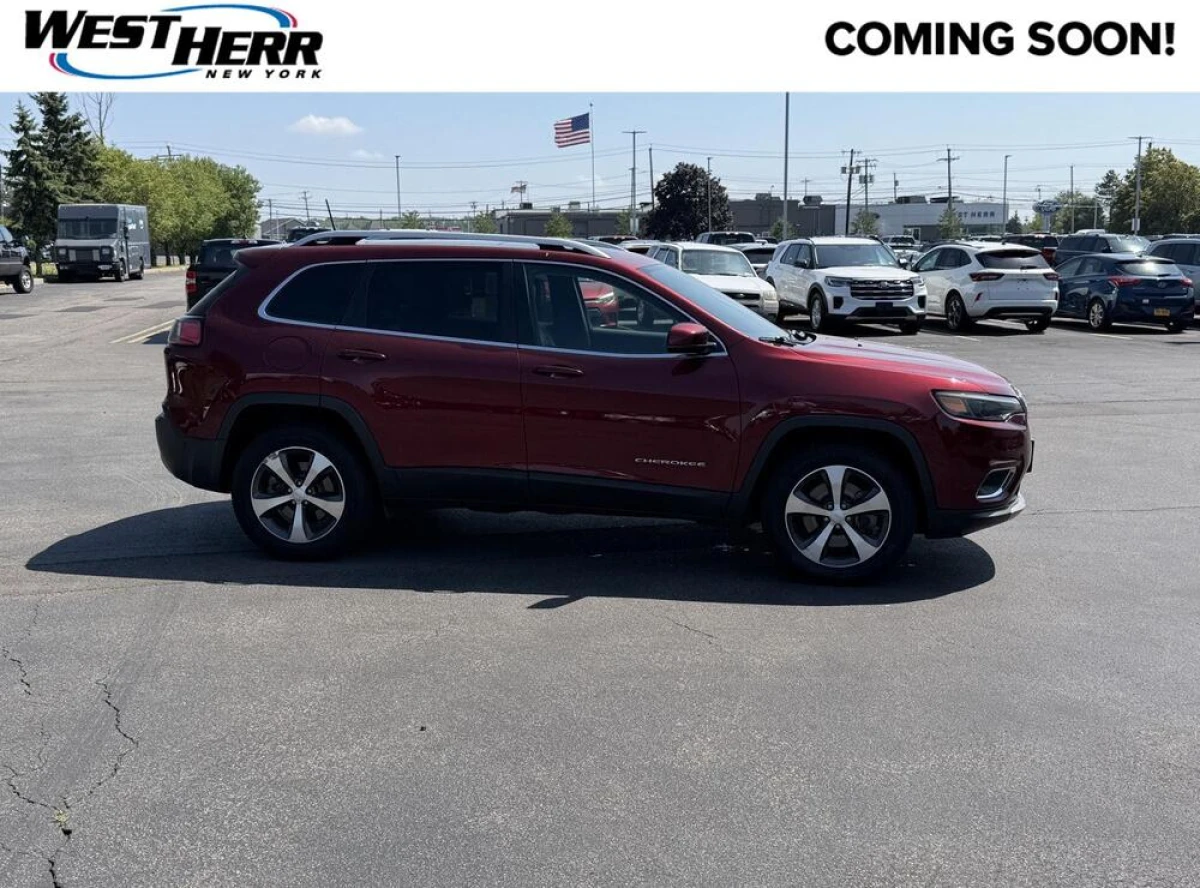 Pre-Owned 2021 Jeep Cherokee Limited