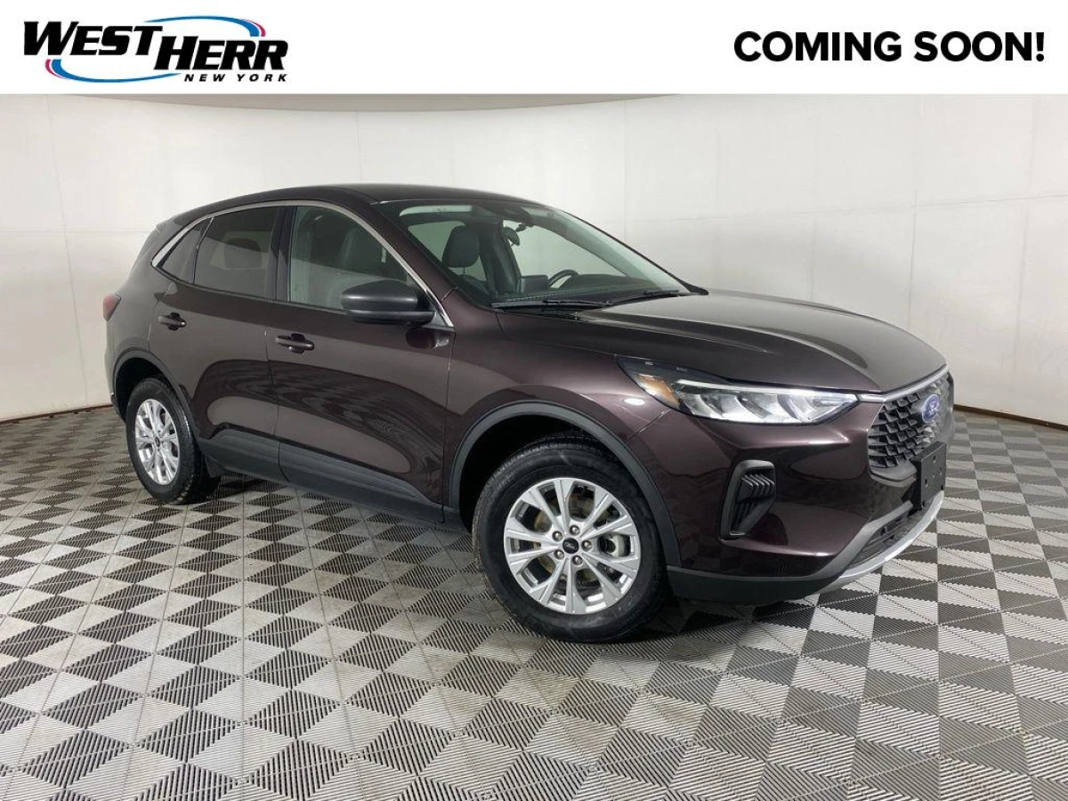 Pre-Owned 2023 Ford Escape Active
