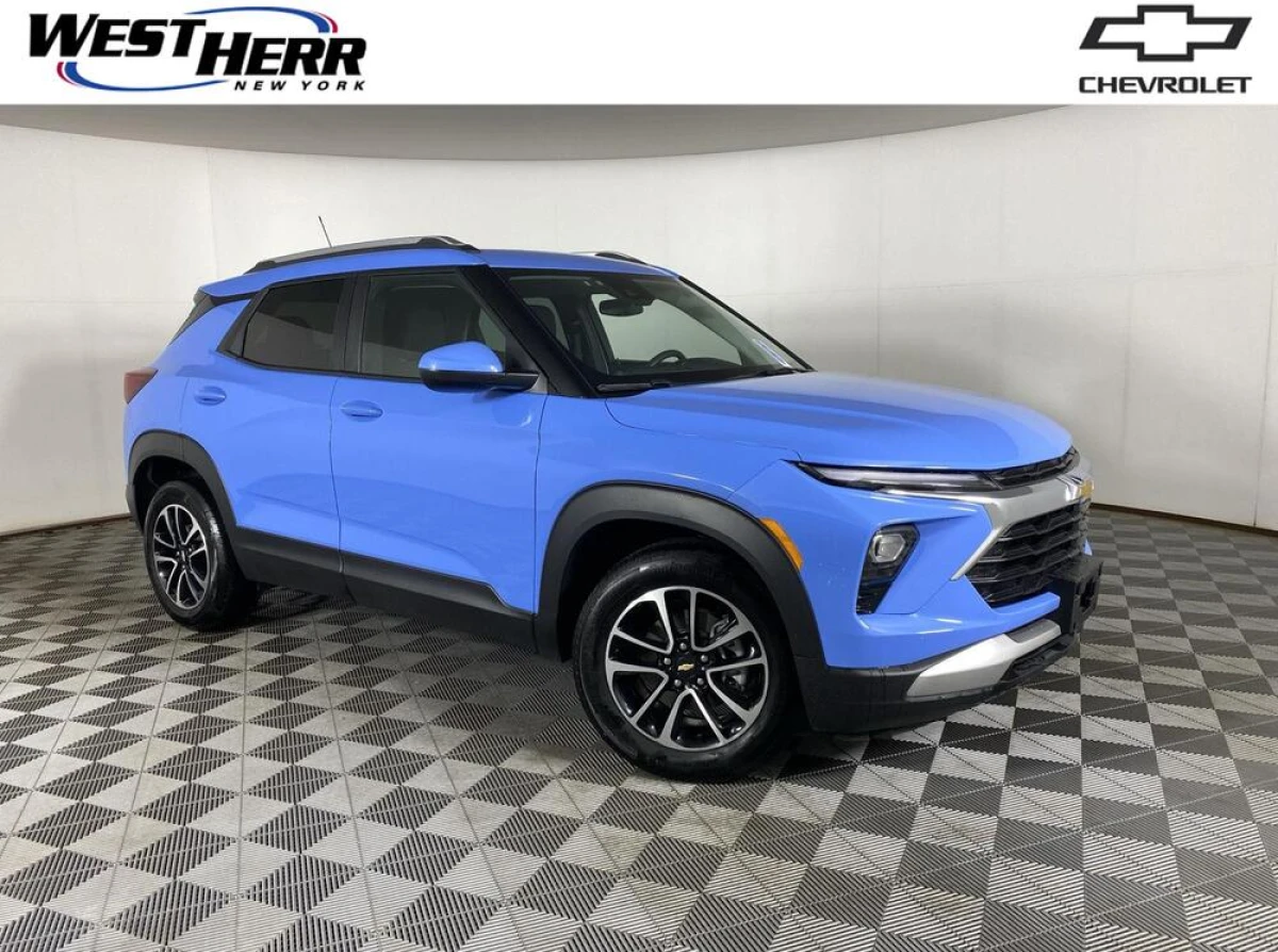 Pre-Owned 2024 Chevrolet Trailblazer LT
