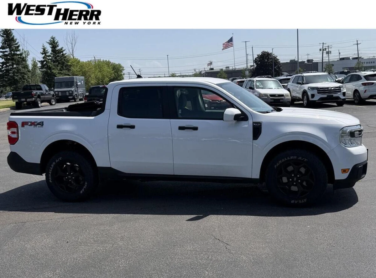 Pre-Owned 2022 Ford Maverick XLT