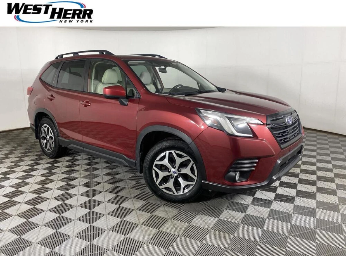 Pre-Owned 2022 Subaru Forester Premium