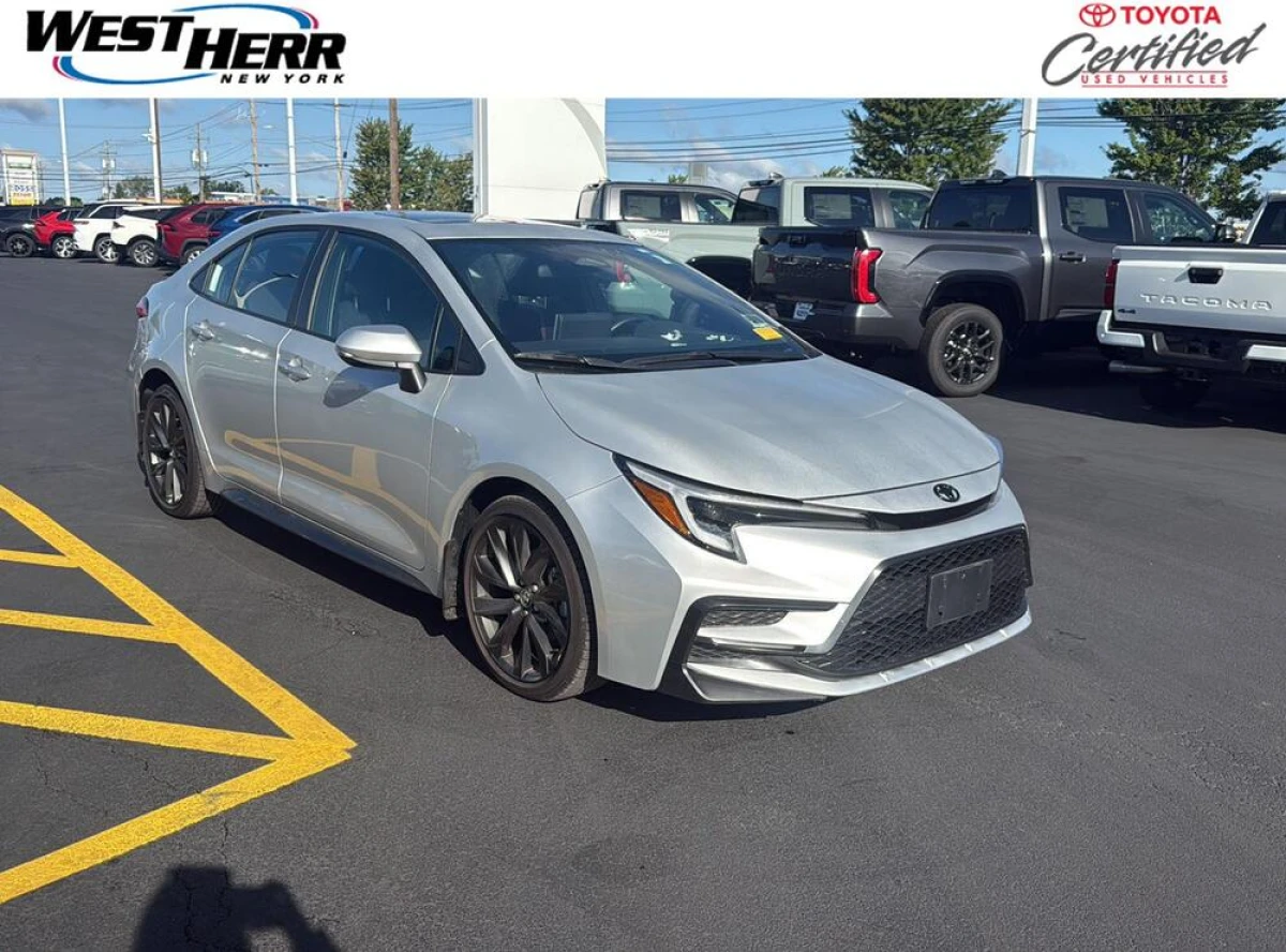 Certified Pre-Owned 2025 Toyota Corolla SE