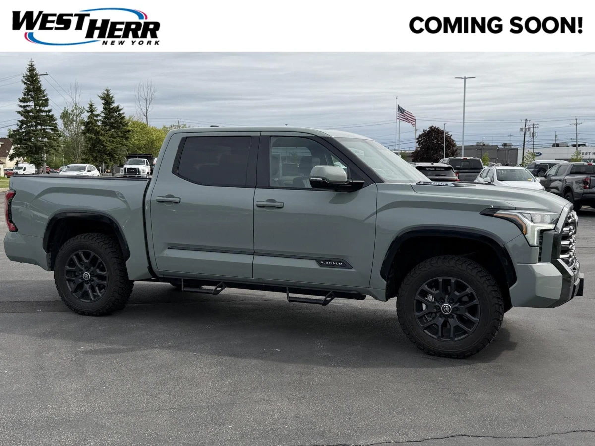 Pre-Owned 2024 Toyota Tundra Platinum HV