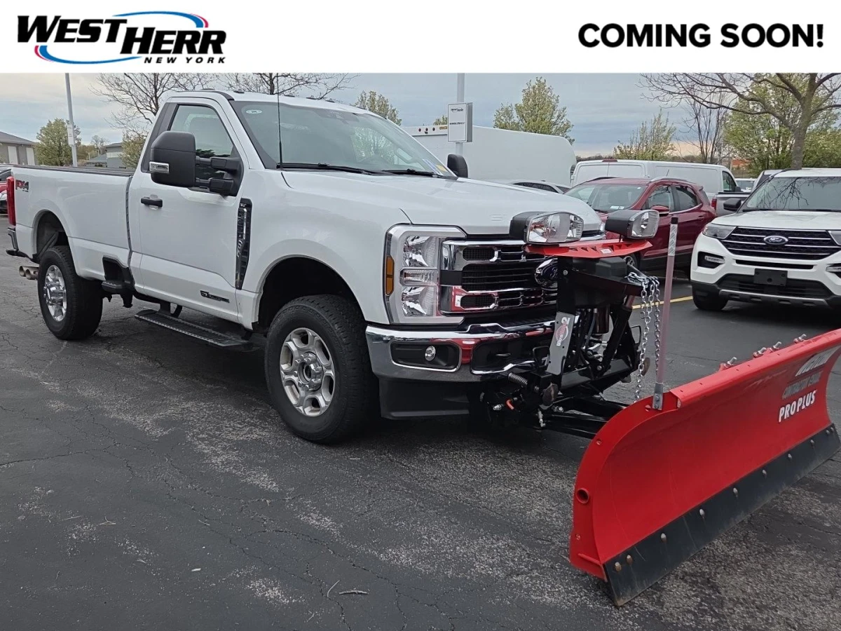 Pre-Owned 2025 Ford Super Duty F-350 XLT