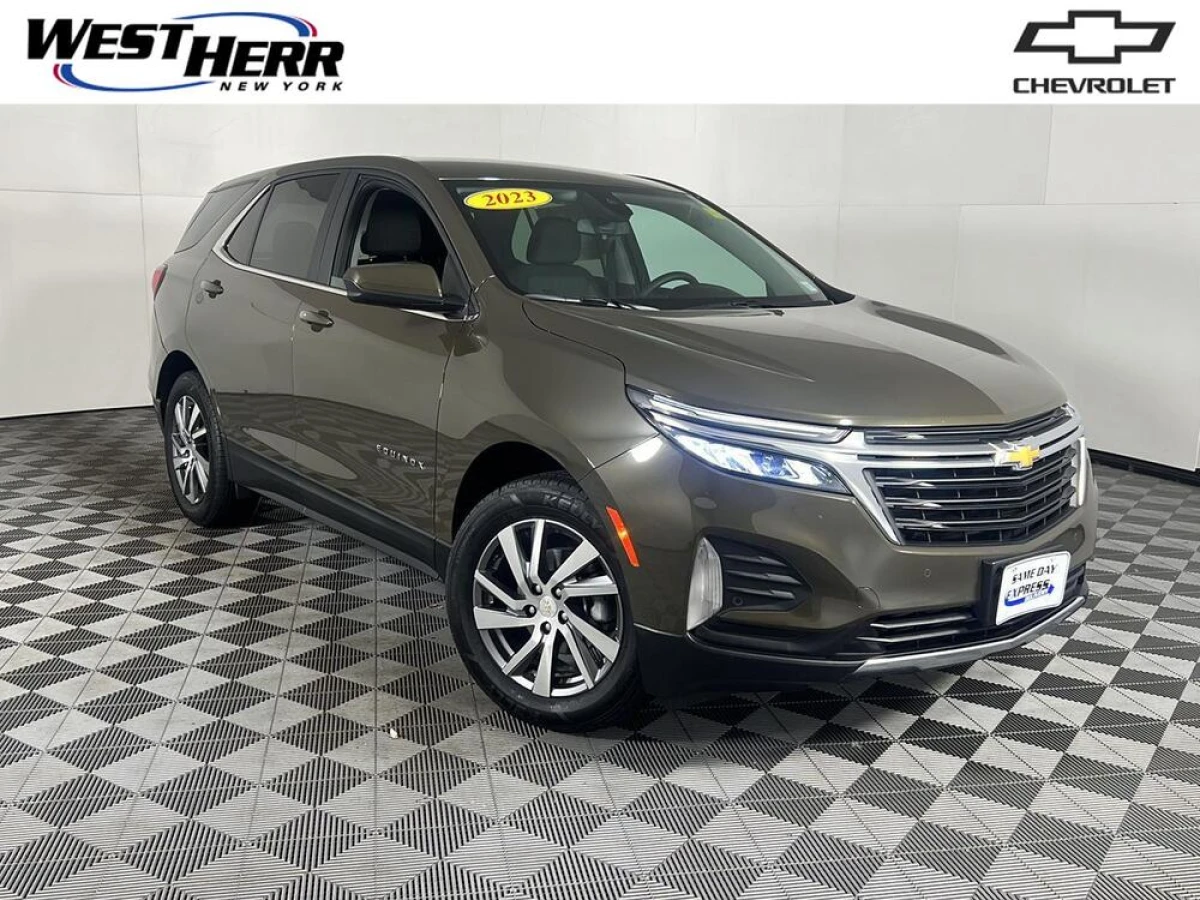 Pre-Owned 2023 Chevrolet Equinox LT