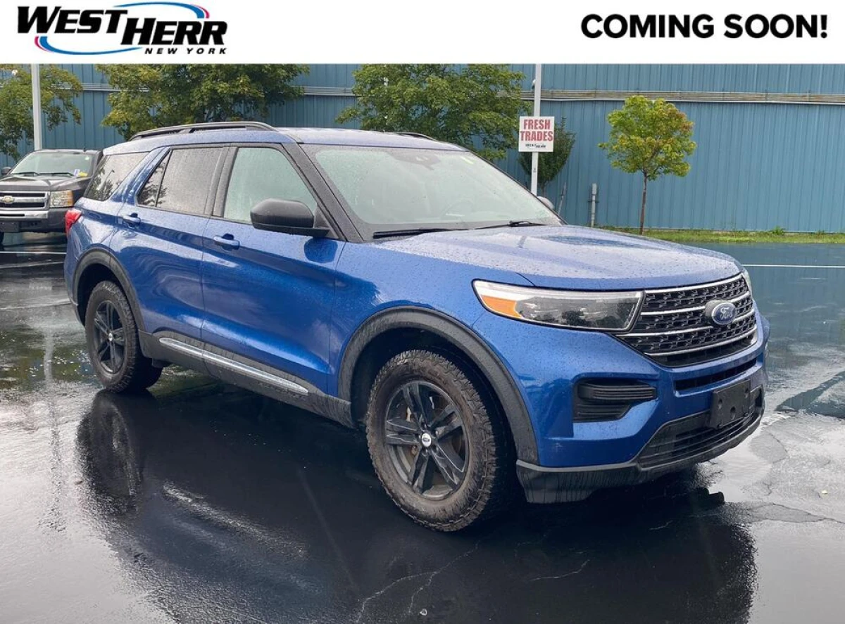 Pre-Owned 2023 Ford Explorer XLT