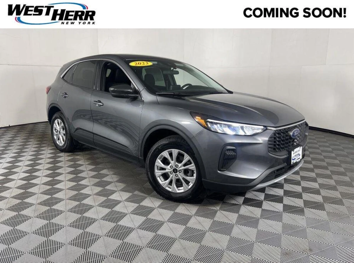 Pre-Owned 2023 Ford Escape Active